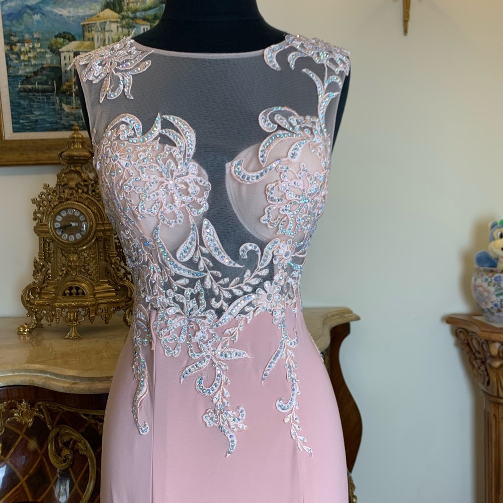 Women’s formal Illusion embroidery evening prom dress